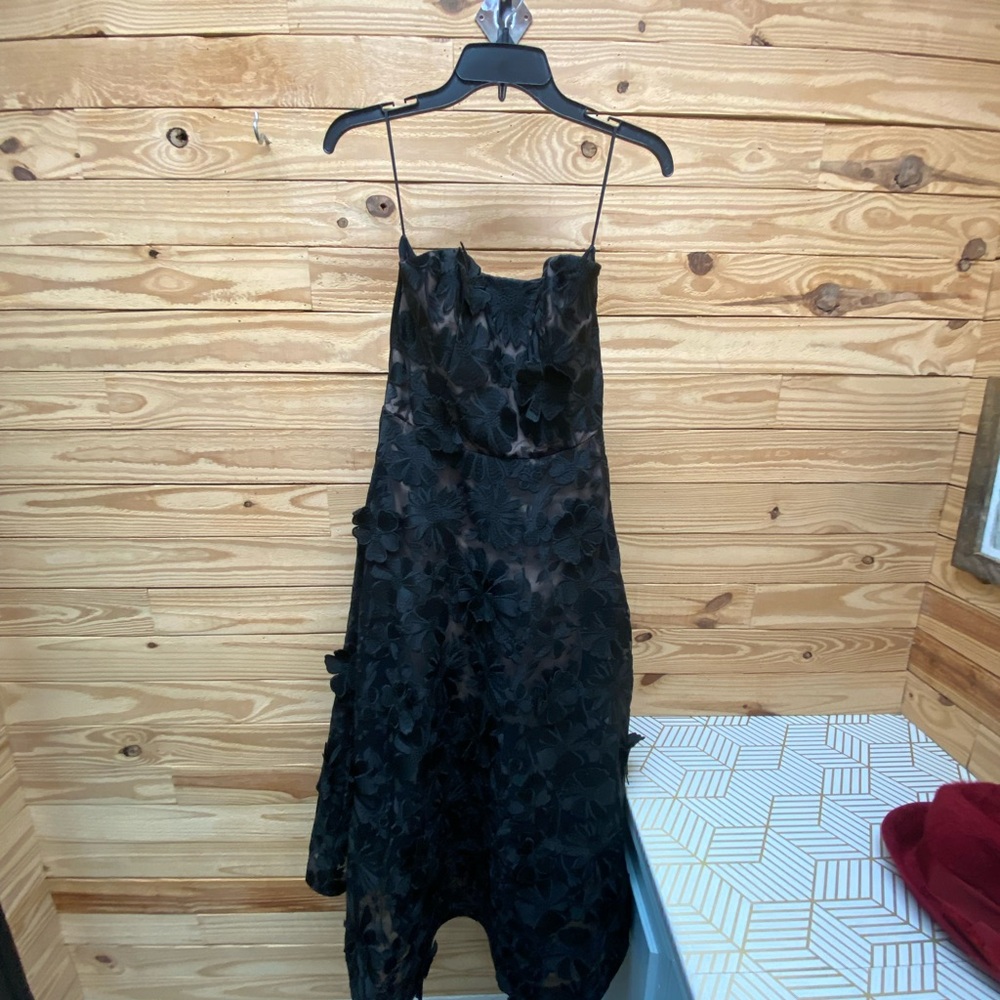 NWT HELSI floral black dress
